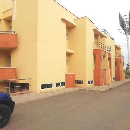 Bayo Lirola Balisa Hotel 2*